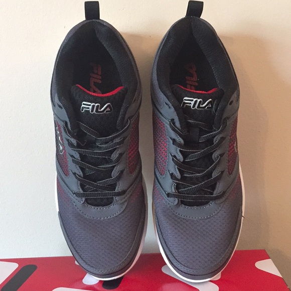 FILA Men’s Running Sneakers - Picture 3 of 7